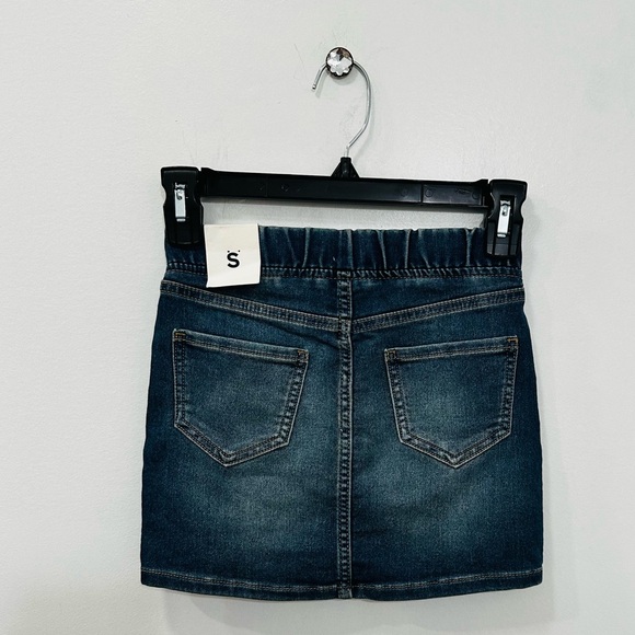 GAP Kids Blue Denim Skirt - Picture 4 of 4